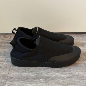 Arc'teryx Black Kragg Sneaker